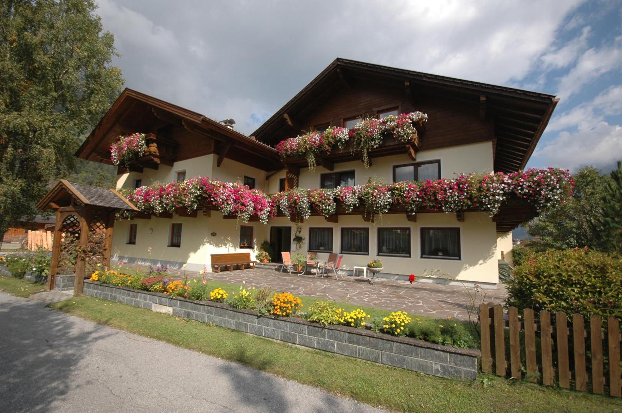 Pension Nigella Neustift im Stubaital Exteriör bild