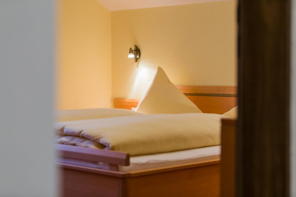 Pension Nigella Neustift im Stubaital Exteriör bild
