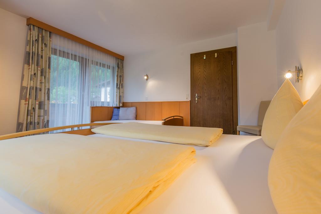 Pension Nigella Neustift im Stubaital Exteriör bild